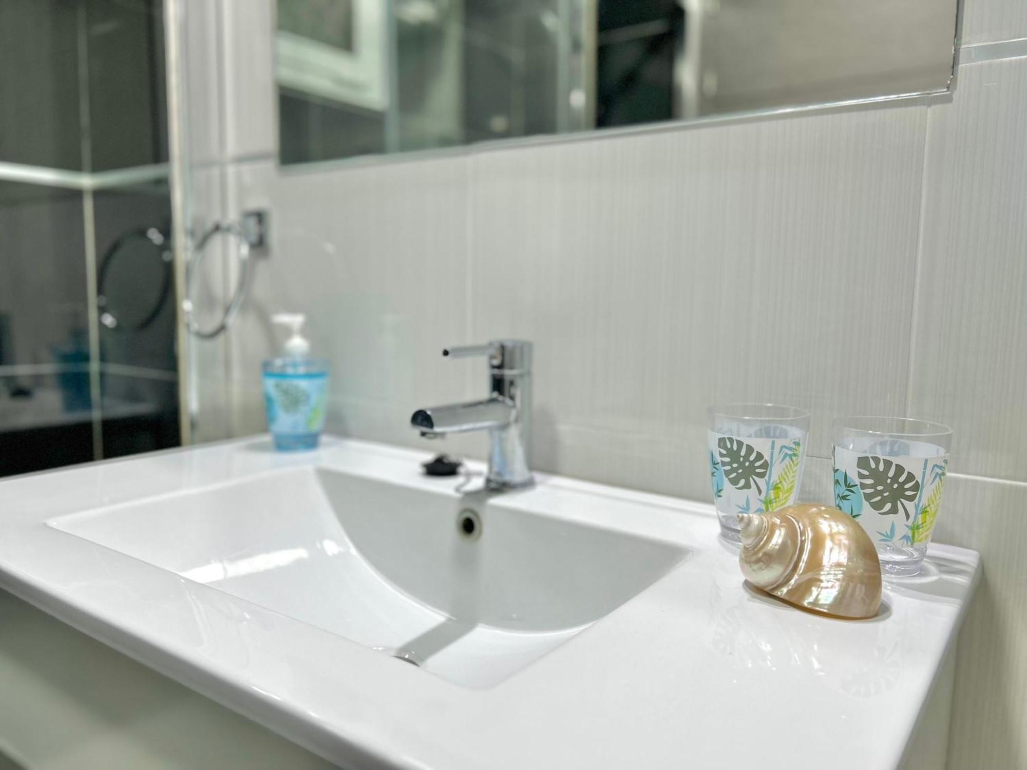 Hoja De Palma Apartment Benalmadena Luaran gambar