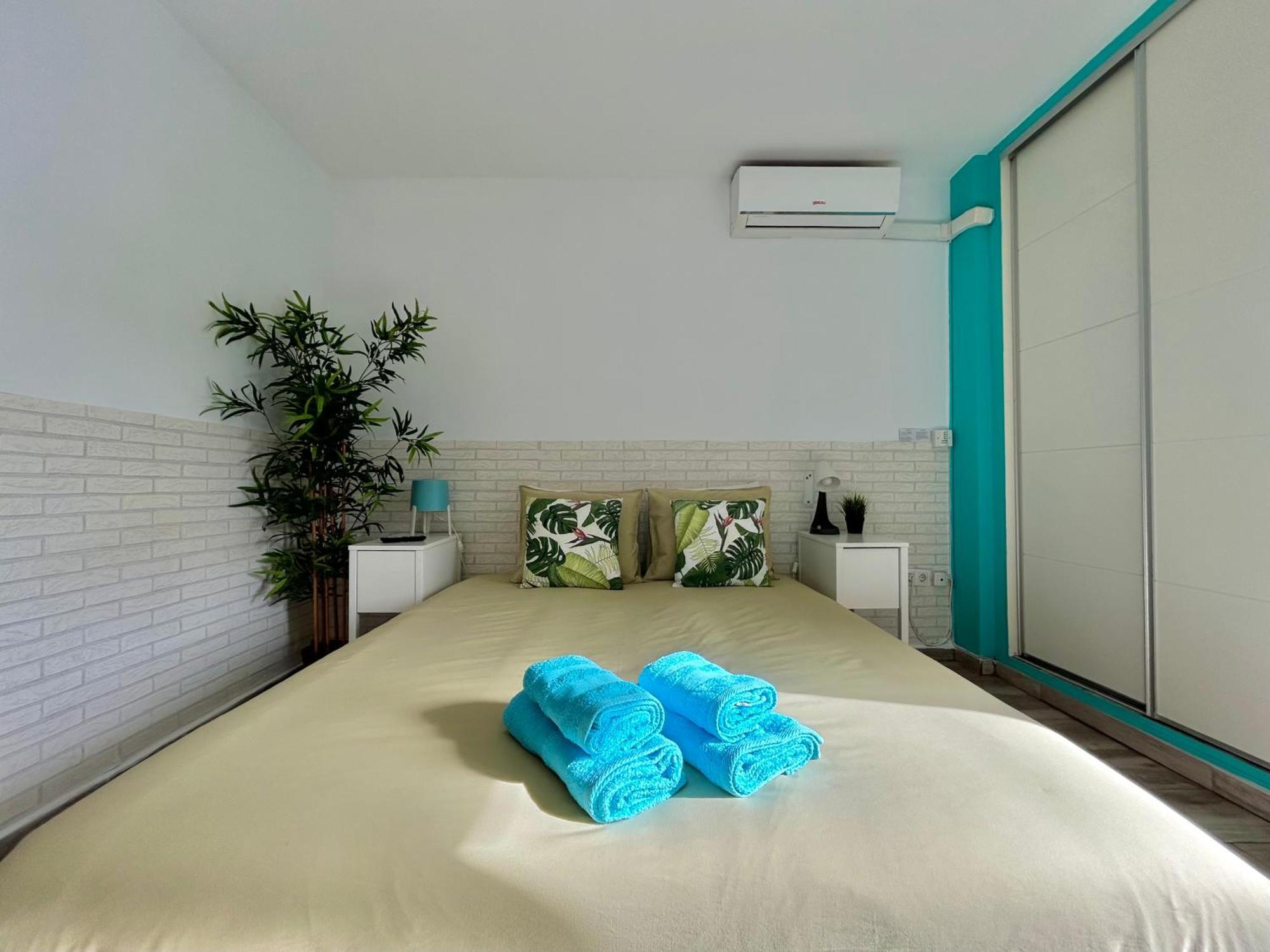 Hoja De Palma Apartment Benalmadena Luaran gambar